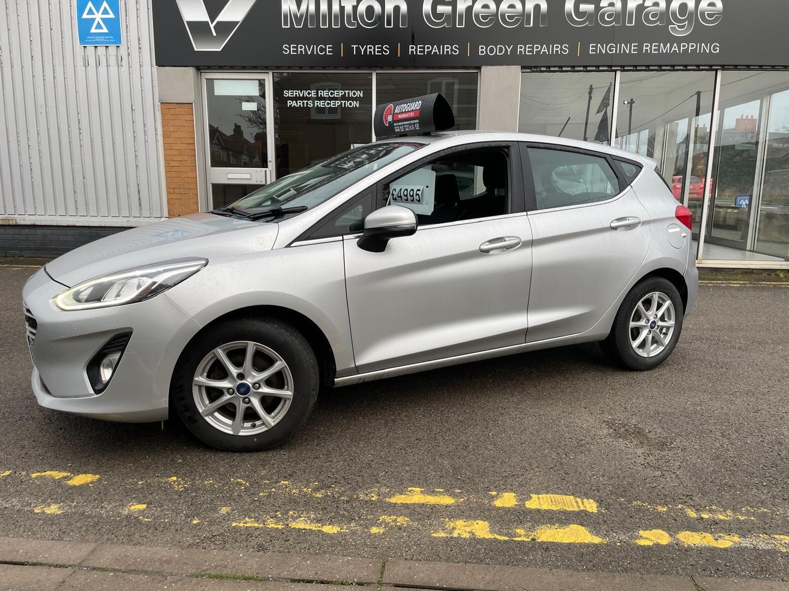 Ford Fiesta - image 2